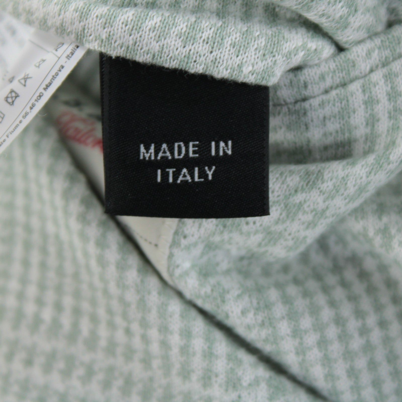 No image